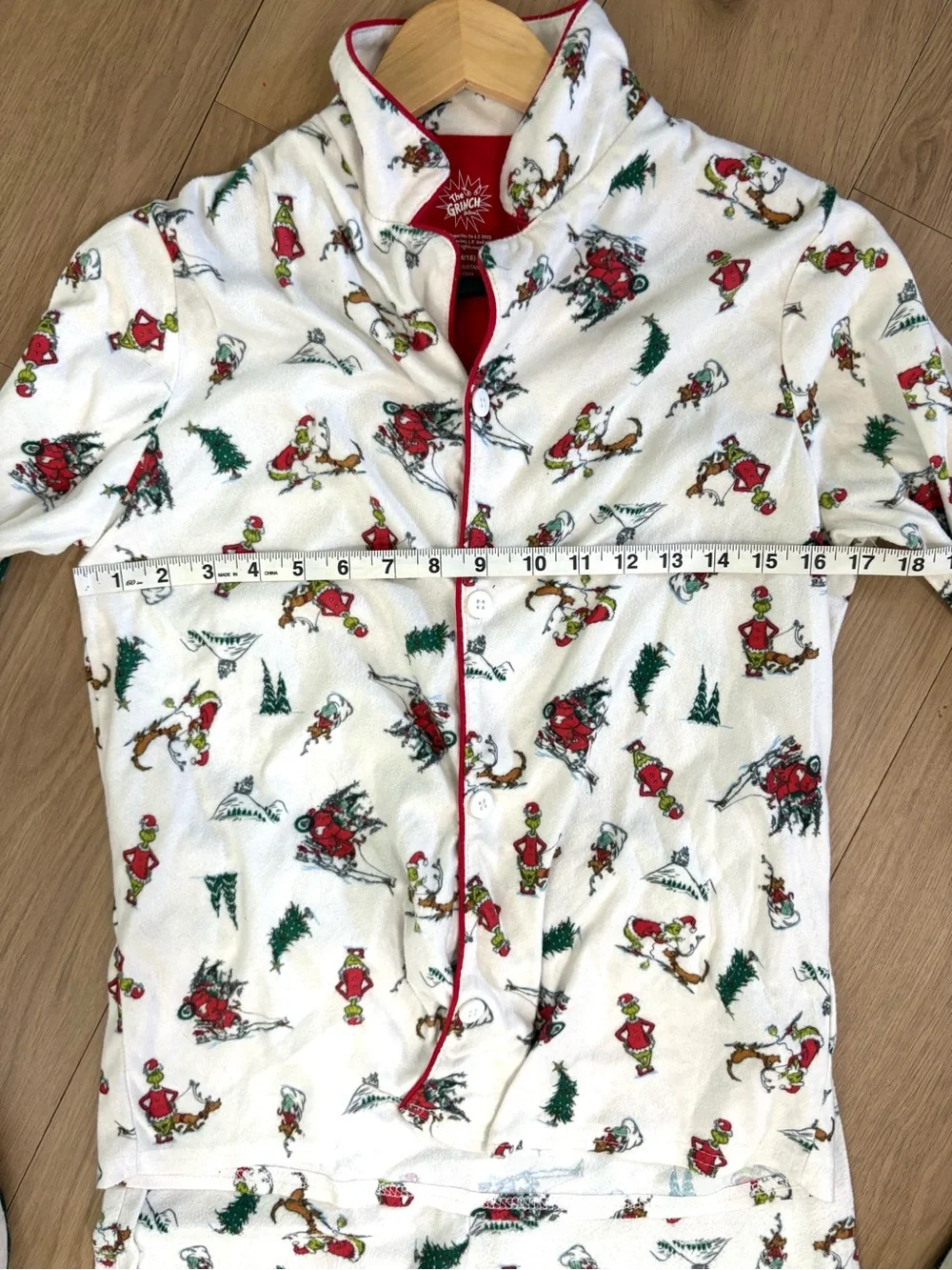 Dr Seuss The Grinch Christmas Pajama Set Womens Holiday Button Up PJs